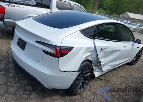 2024 Tesla Model 3 Long Range Dual Motor All-Wheel Drive/Rear-Wheel Drive z USA, uszkodzony, nr VIN 5YJ3E1EA1RF853625